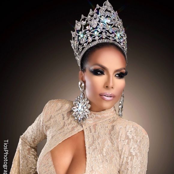 Meet your Posher, Janet-fierce - Picture 1 of 1